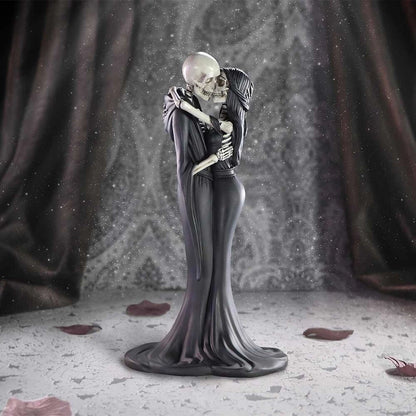 Nemesis Now Eternal Kiss Gothic Skeletons Figurine 24cm